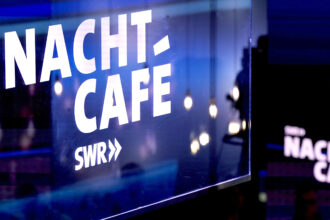 Susan Wacker & die Trimborn Zwillinge im SWR Nachtcafé 4 Susan Wacker & die Trimborn Zwillinge im SWR Nachtcafé